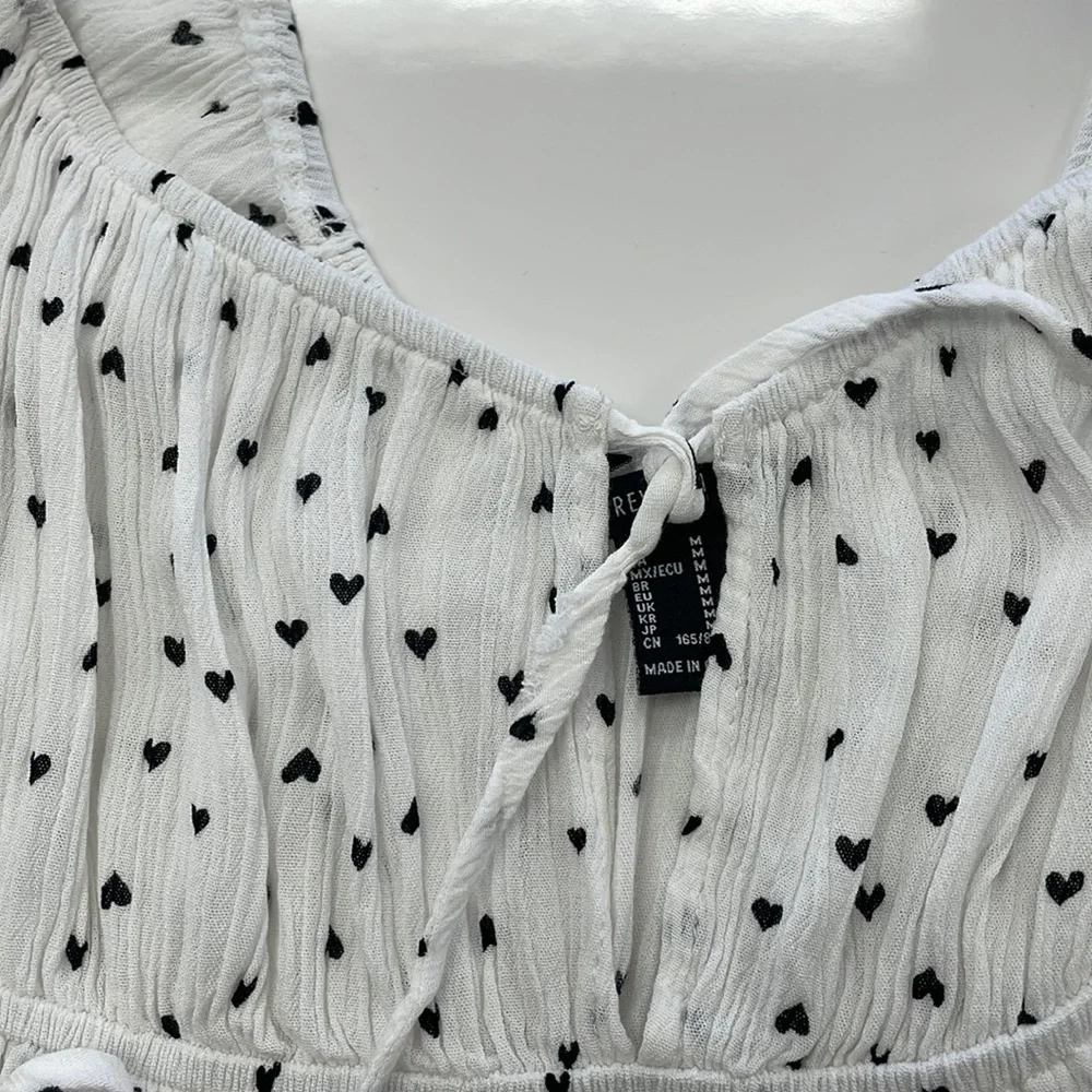 White/ Black Heart Puff Sleeve Top - Picture 13 of 15